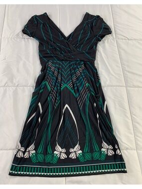 Pre loved LE CHATEAU dress womens size M